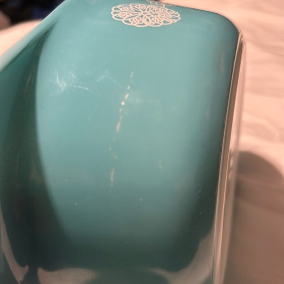 Vintage Pyrex Lace Medallion 2 1/2 Quart Casserole - Picture 13 of 16